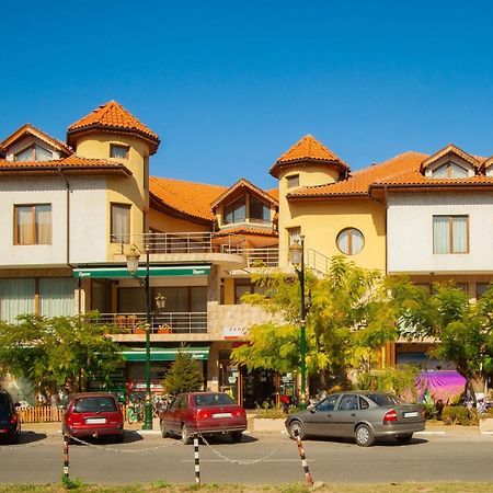 Hotel Queen Aydemir Екстер'єр фото