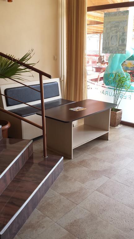 Hotel Queen Aydemir Екстер'єр фото