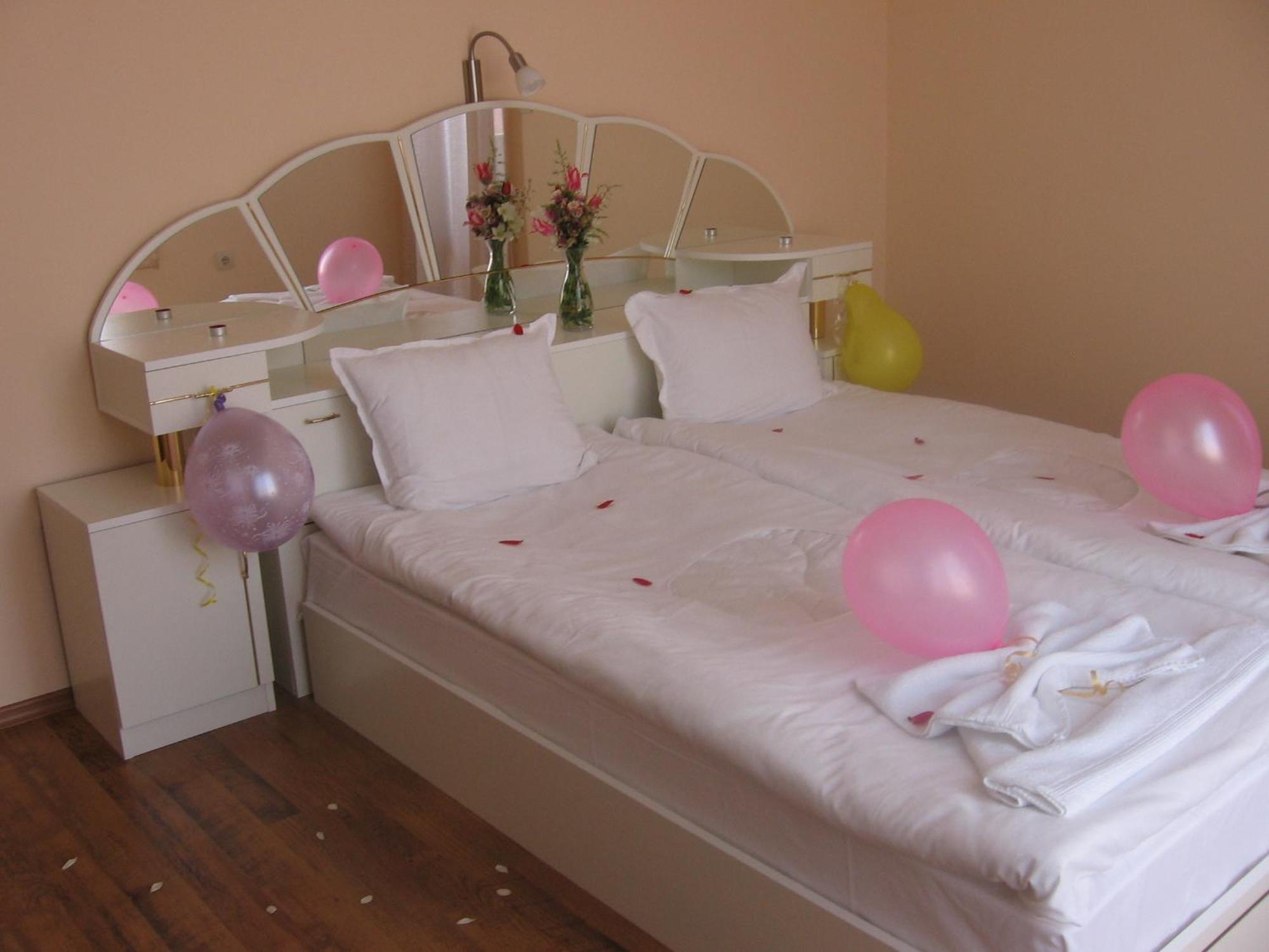 Hotel Queen Aydemir Екстер'єр фото