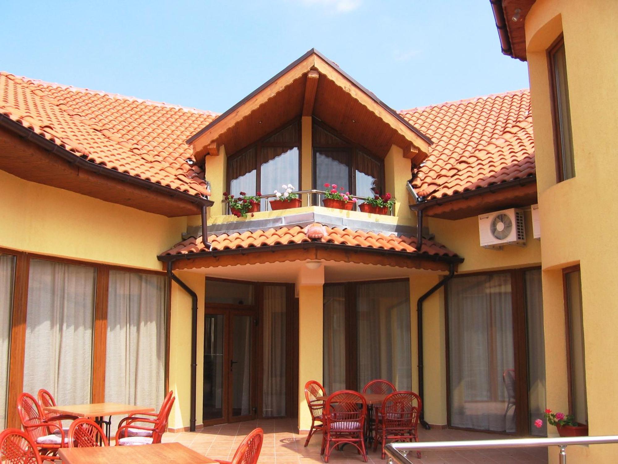 Hotel Queen Aydemir Екстер'єр фото